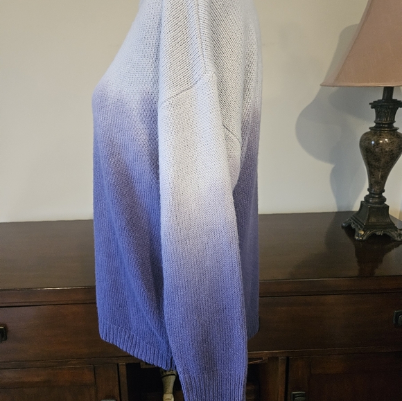 Simply Vera Vera Wang Sweater - Picture 3 of 5